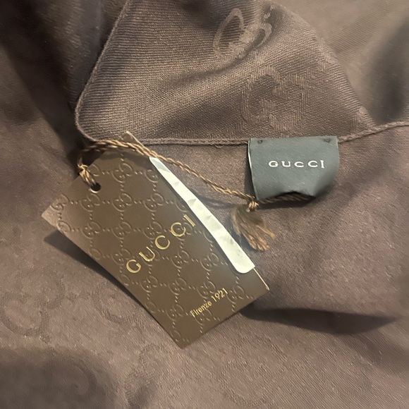 Gucci Scarf - Picture 4 of 5